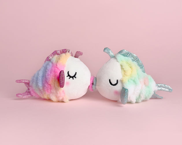 Magnetic Kissing Fish Pair-Daisy & Bubbles 4''